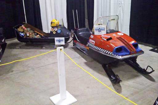 vintage-Mercury-snowmobile